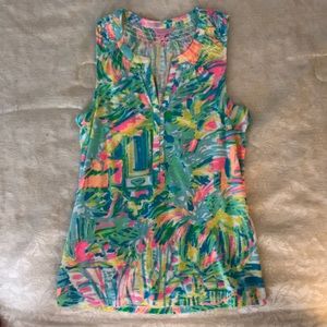 Lilly Pulitzer Essie top